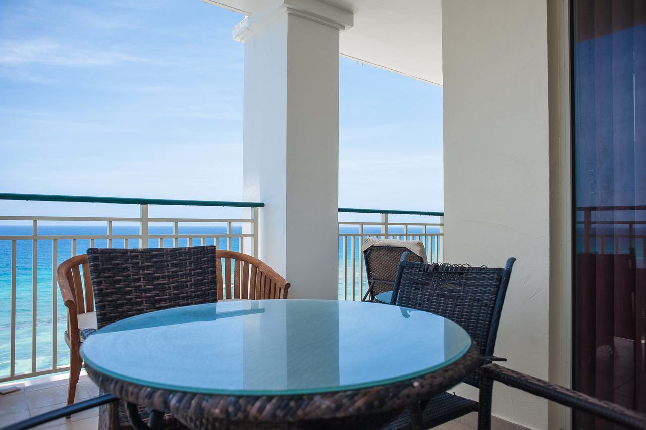 Palmyra Luxury Beach Condos Montego Bay Ngoại thất bức ảnh